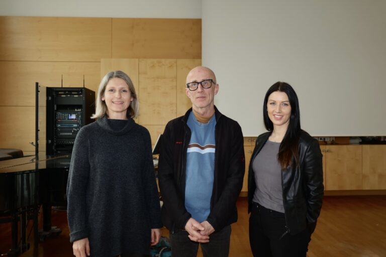 AA73B04B-533F-472C-B38D-E4FAABE27835