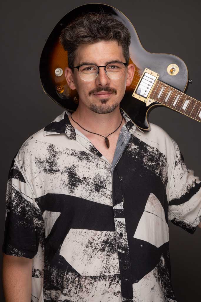 Reisner Dominik, Bakk.art. (RD)